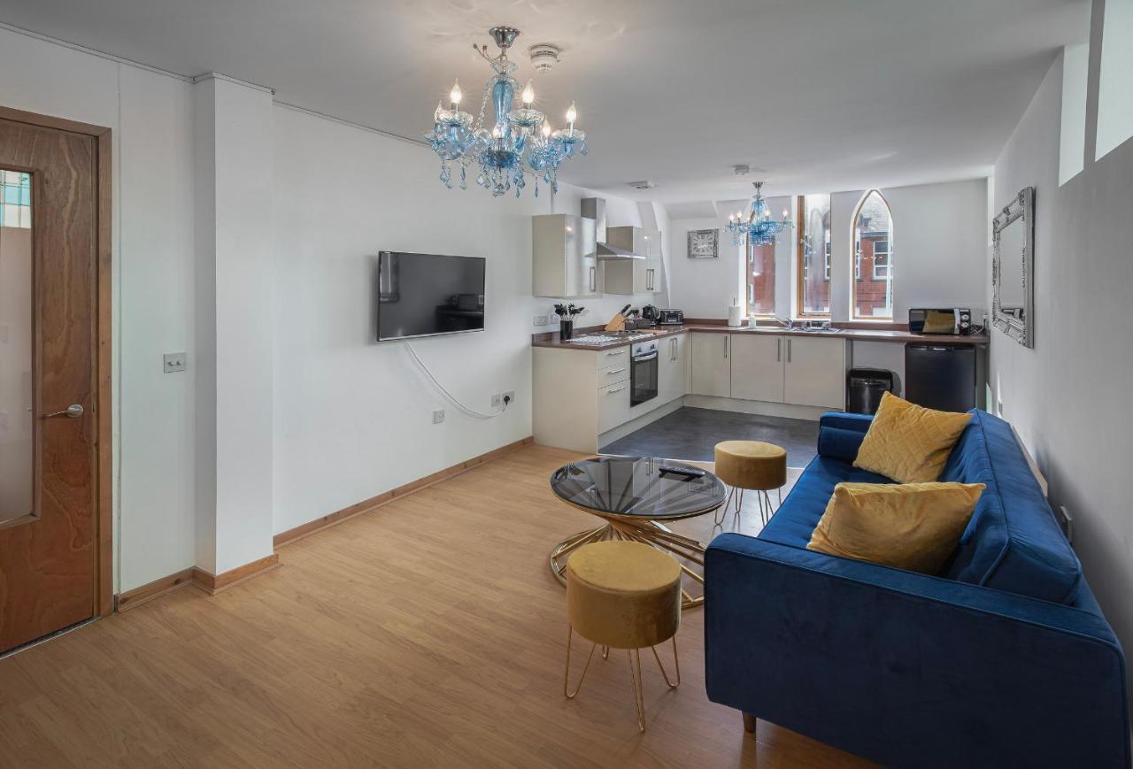 Elegant Church Conversion Close To Blackpool Tower Extérieur photo