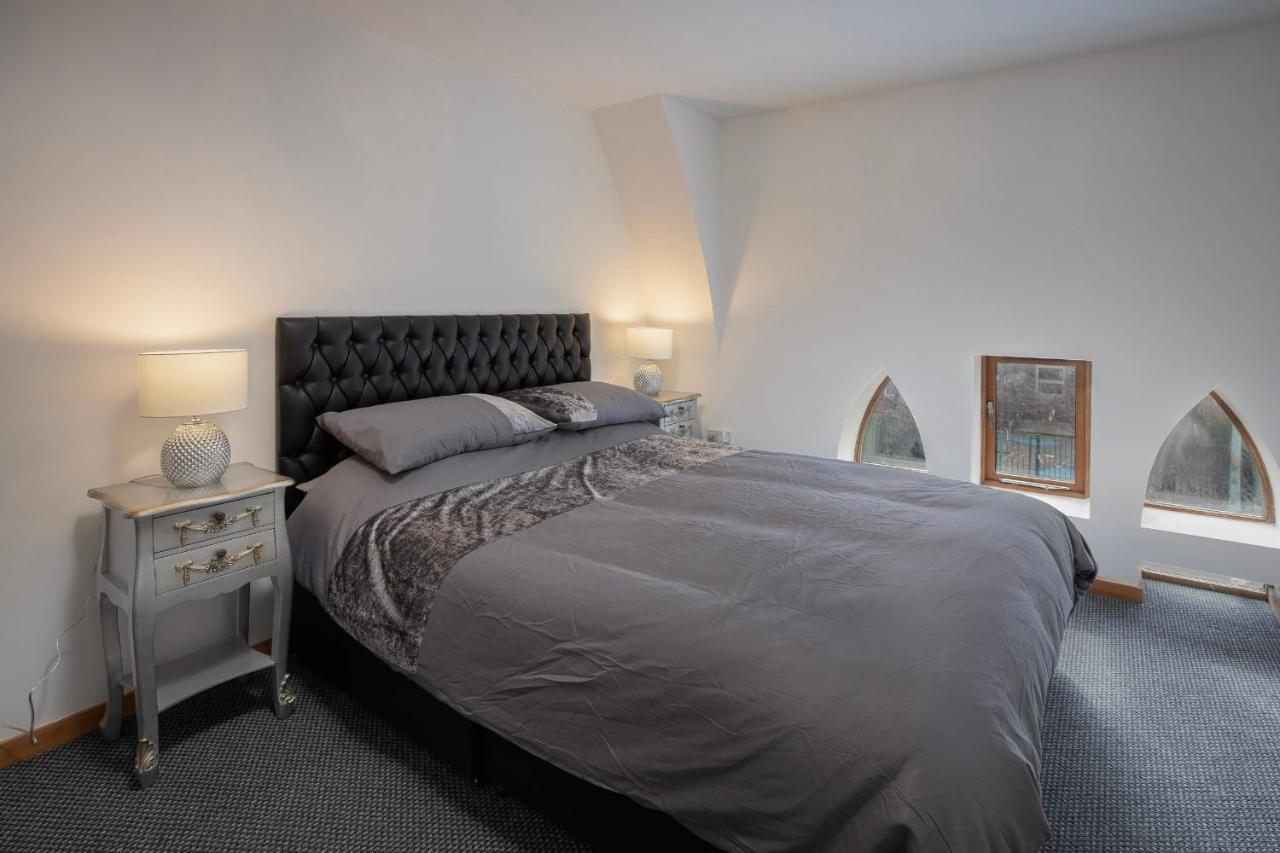 Elegant Church Conversion Close To Blackpool Tower Extérieur photo