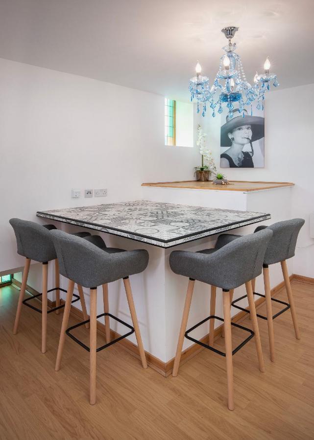 Elegant Church Conversion Close To Blackpool Tower Extérieur photo
